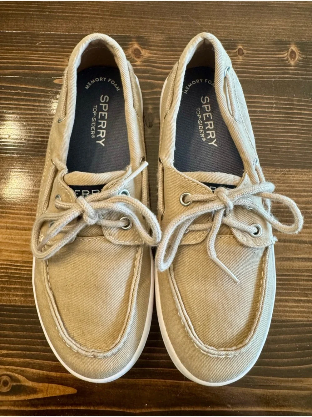 Sperry “Tuck” Boys Tan Canvas Boat Shoes Size  3 EUC